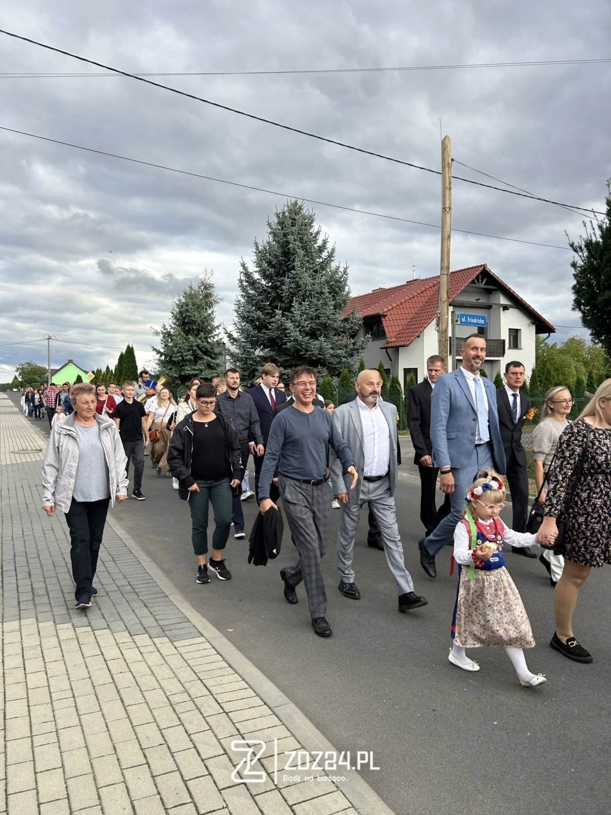 news 2025 09 zniwniok 2025 dozynki w zdzieszowicach w starej czesci zdzieszowic 04