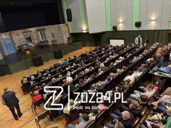 news 2025 10 teatr capitol lozko pelne cudzoziemcow w zdzieszowicach 1
