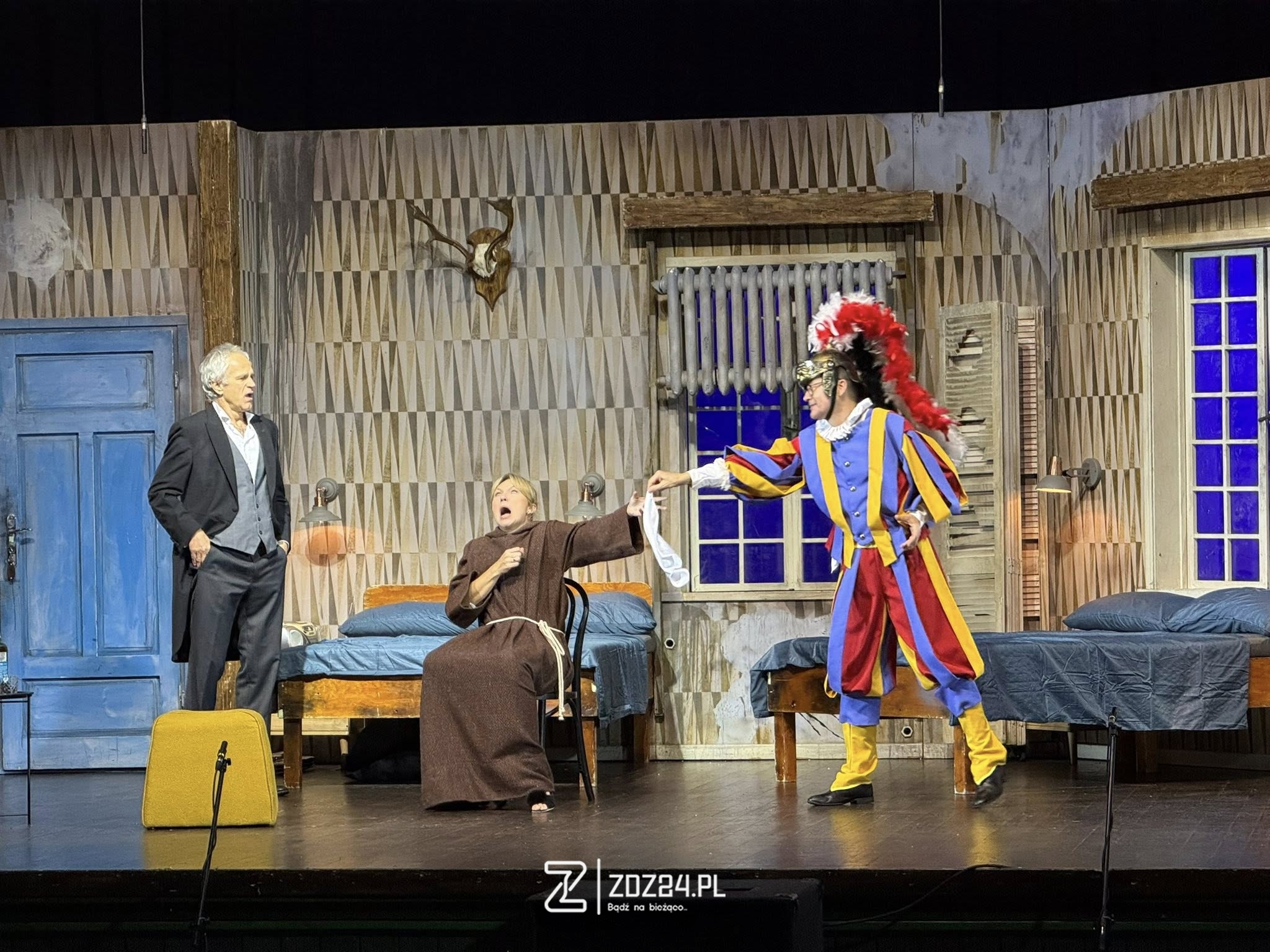 news 2025 10 teatr capitol lozko pelne cudzoziemcow w zdzieszowicach 5