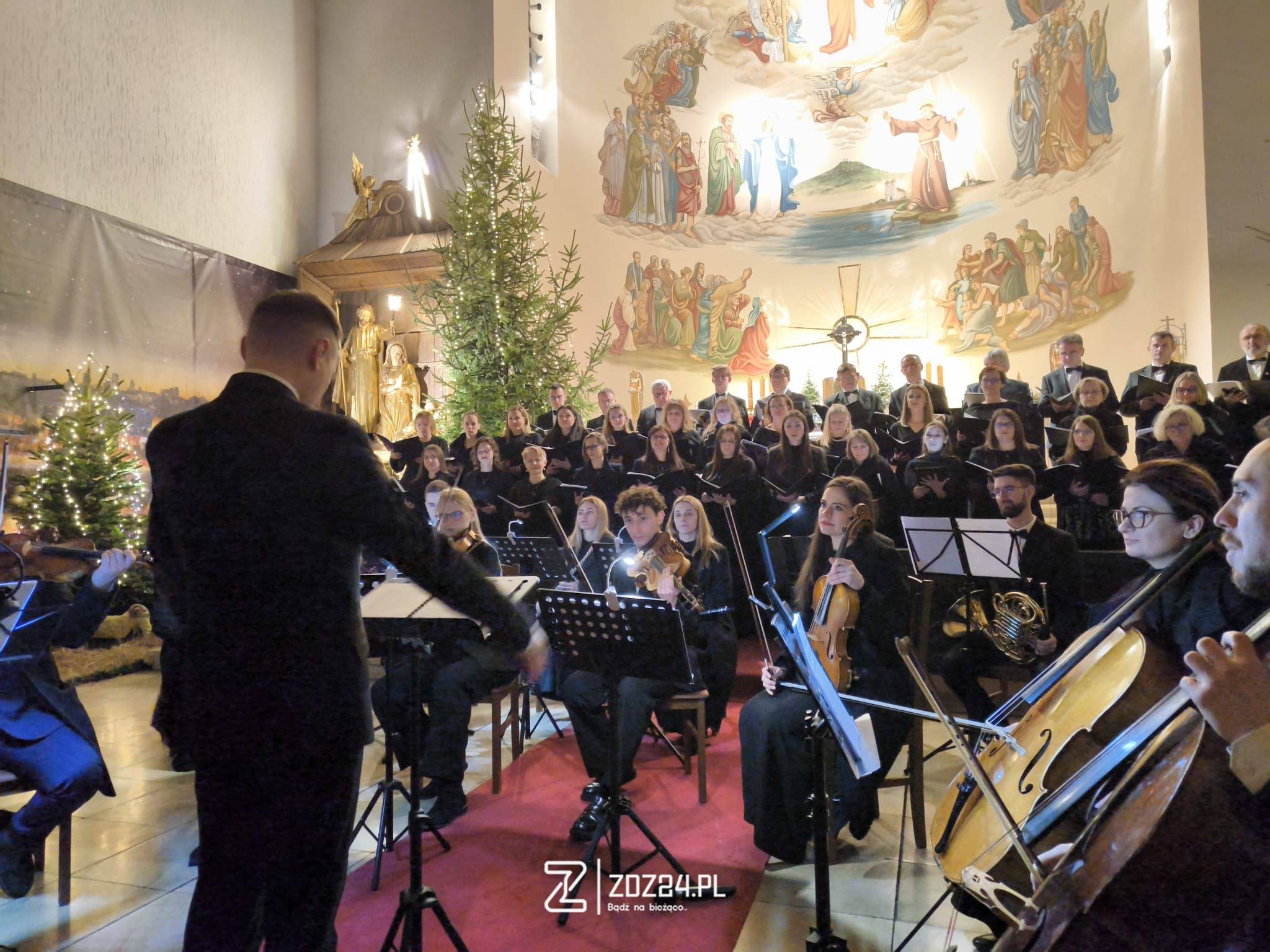 news 2025 12 koncert koled w kosciele sw antoniego 01