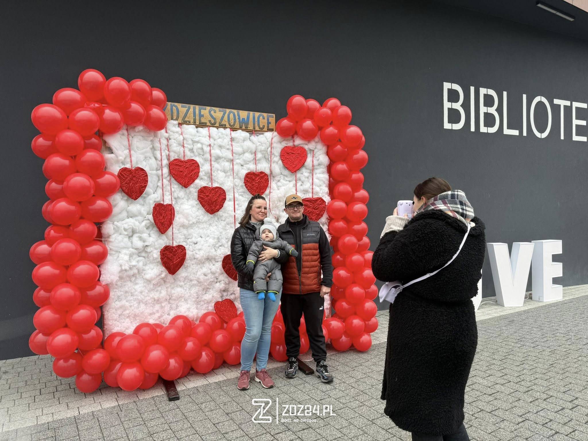 news 2026 02 walentynki w zzdzieszowcach pod biblioteka 01