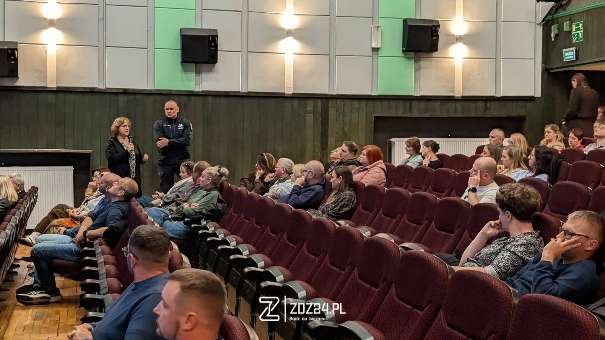 news 2026 10 bezpieczenstwo dzieci spotkanie w zdzieszowicach 06