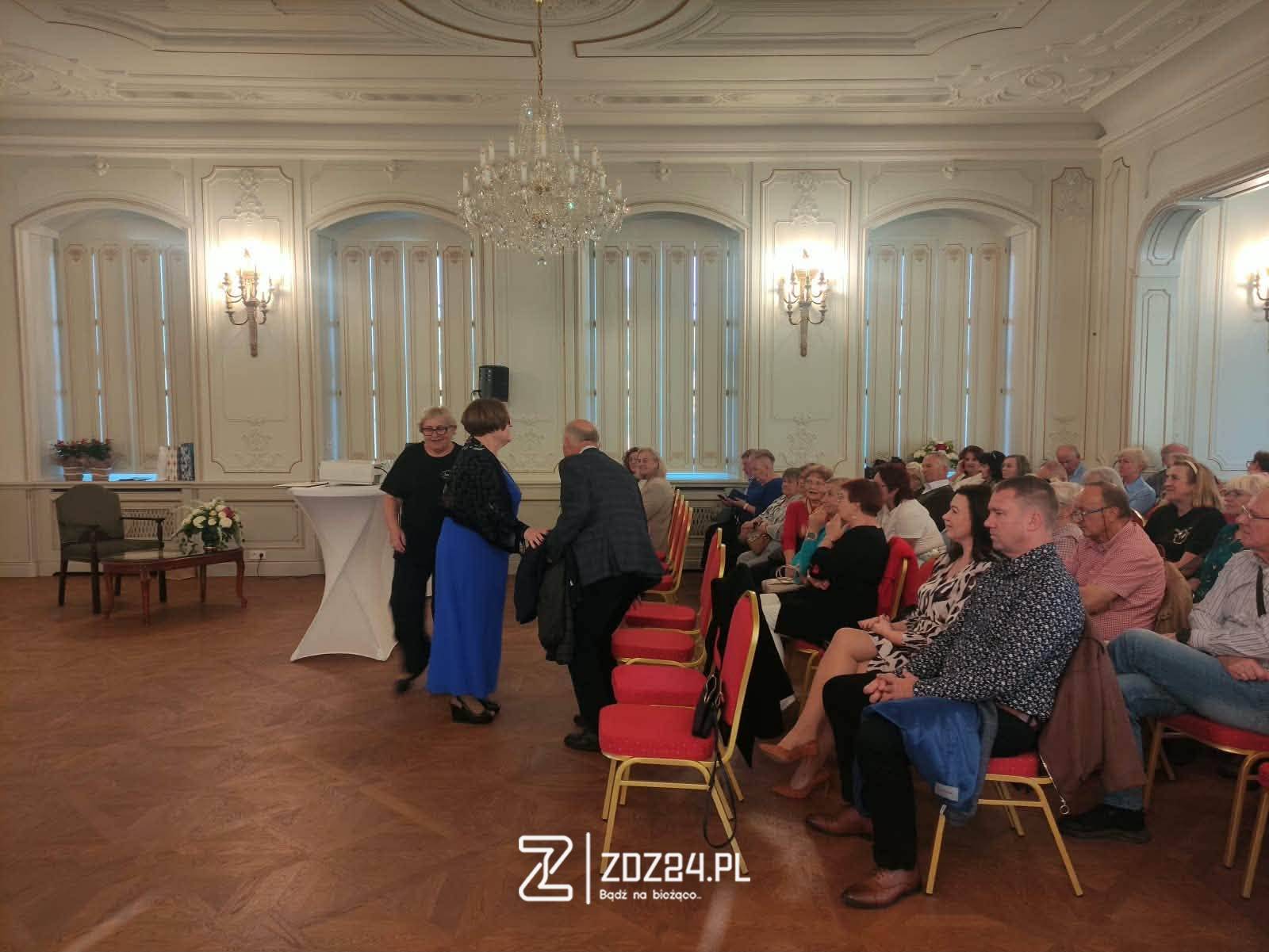news 2026 10 damy slaskiej arystokracji w palacu w zyrowej 05